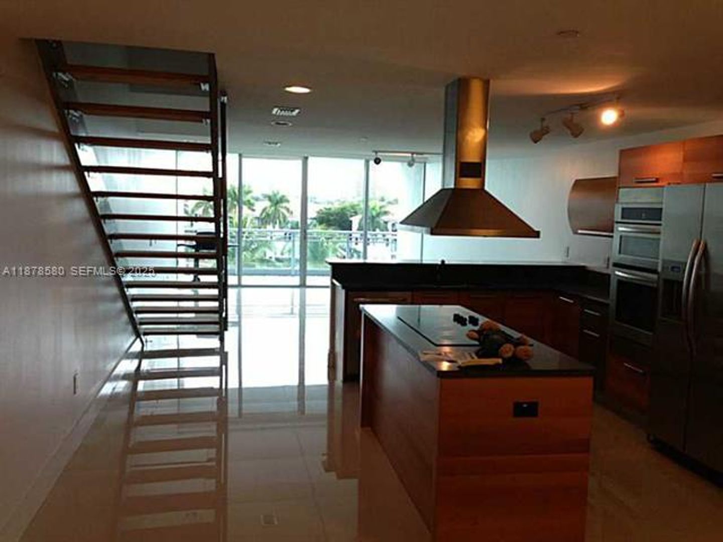 AVENTURA Apartment: 2950 NE 188 St unit 344