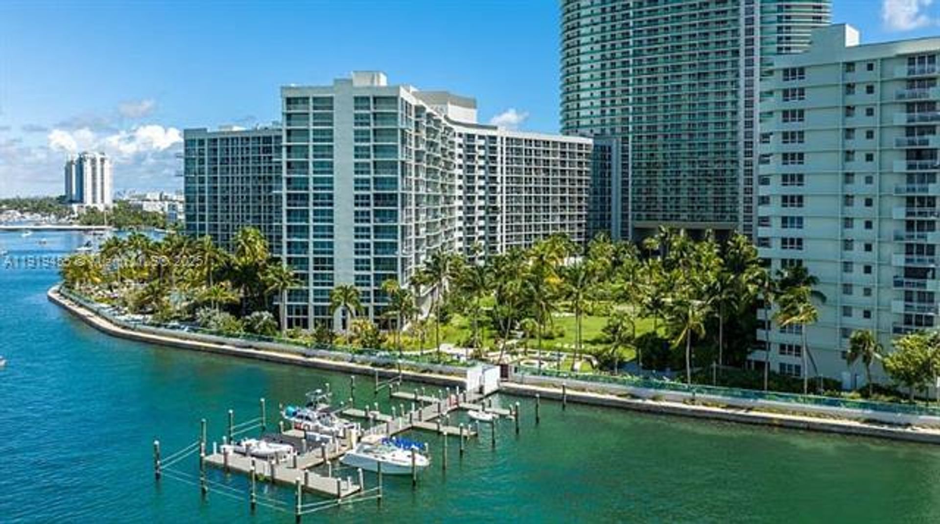 MIAMI BEACH Apartment: 1500 Bay Rd unit 1002S