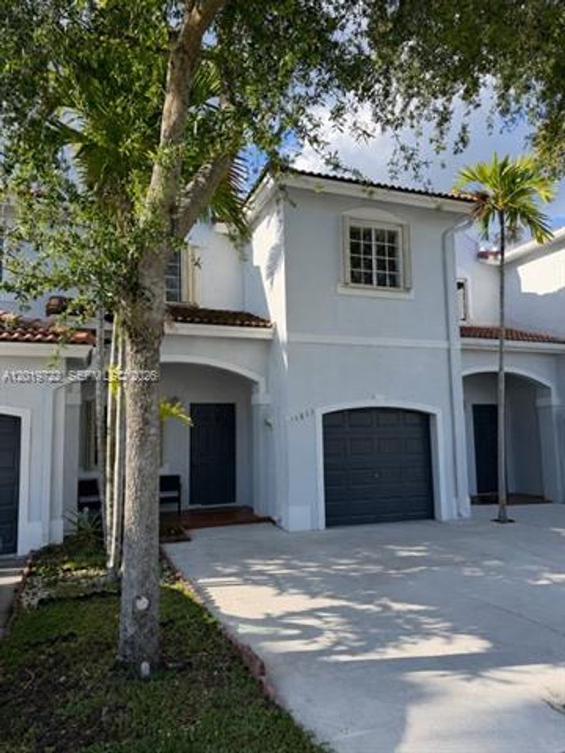 Miami Townhome: 14803 SW 9th Ln