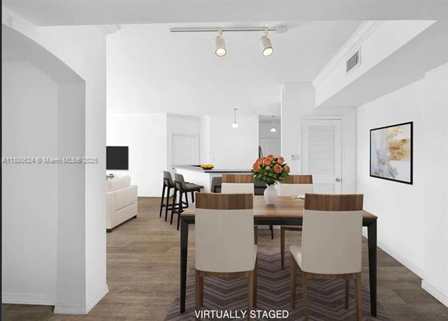 SURFSIDE Apartment: 9172 Collins Ave appt 212