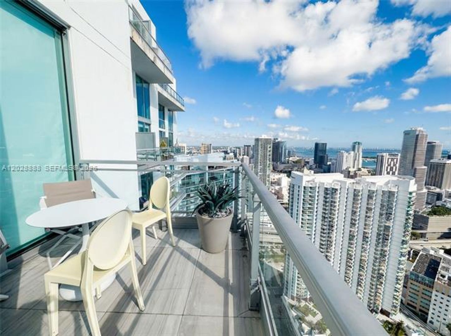 Miami Condo: 92 SW 3rd St # PH5213