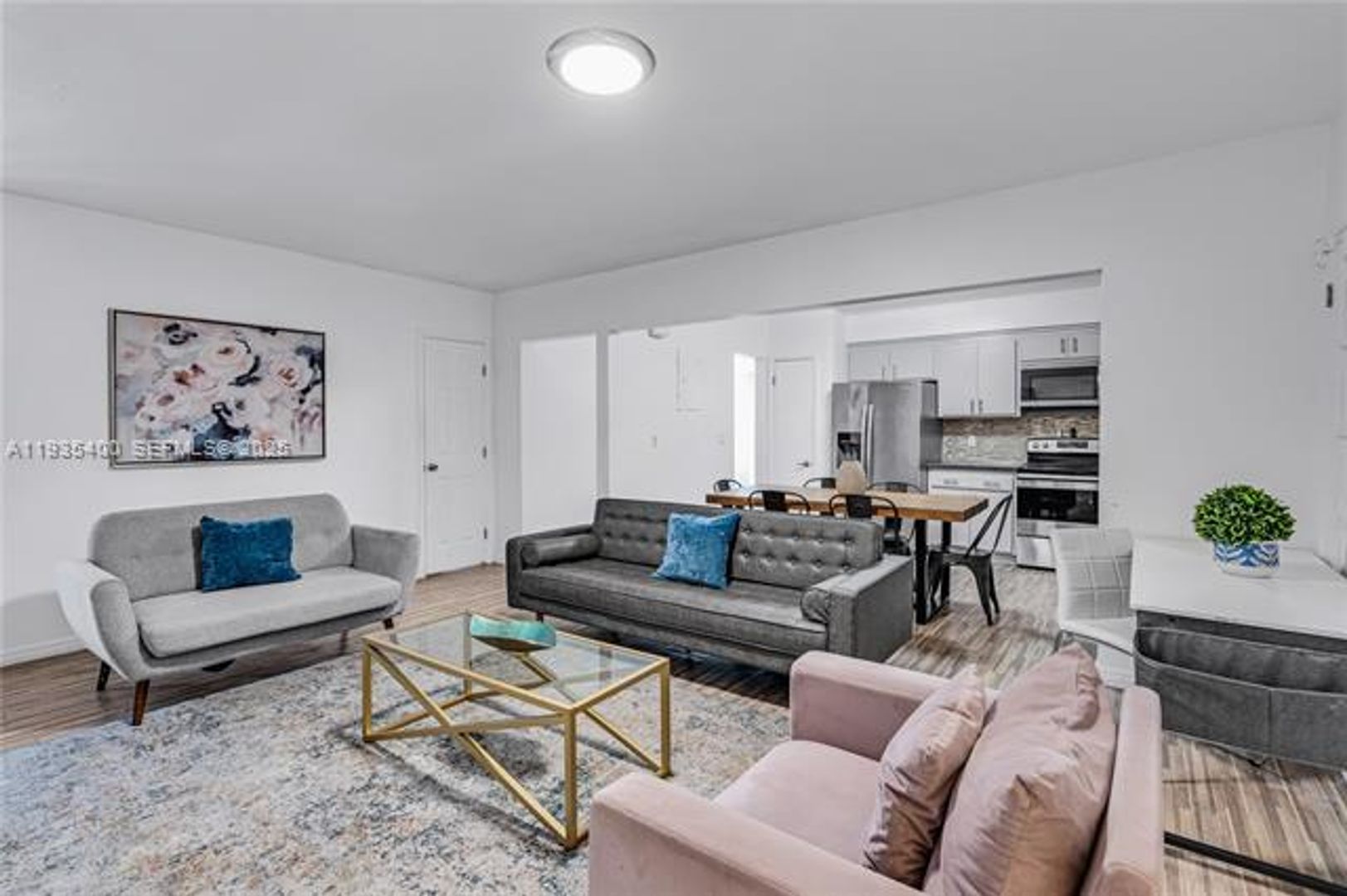 MIAMI Apartment: 977 SW 10th St. unit 927