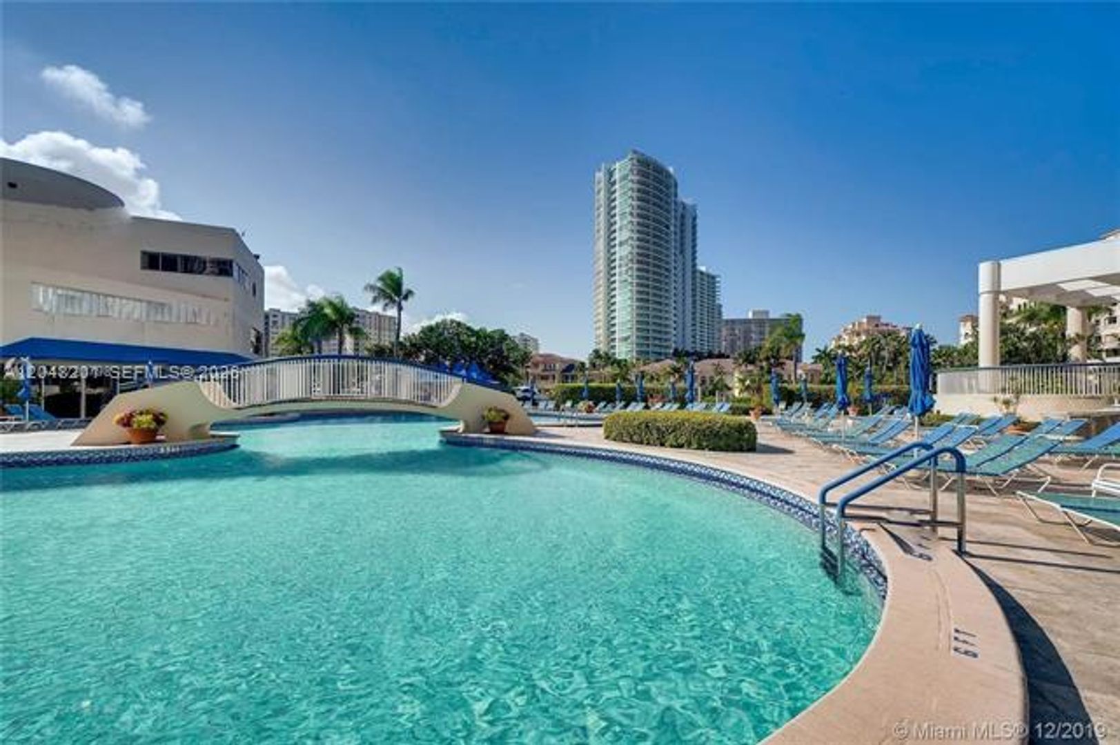 Aventura Condo: 19707 Turnberry Way # 4L
