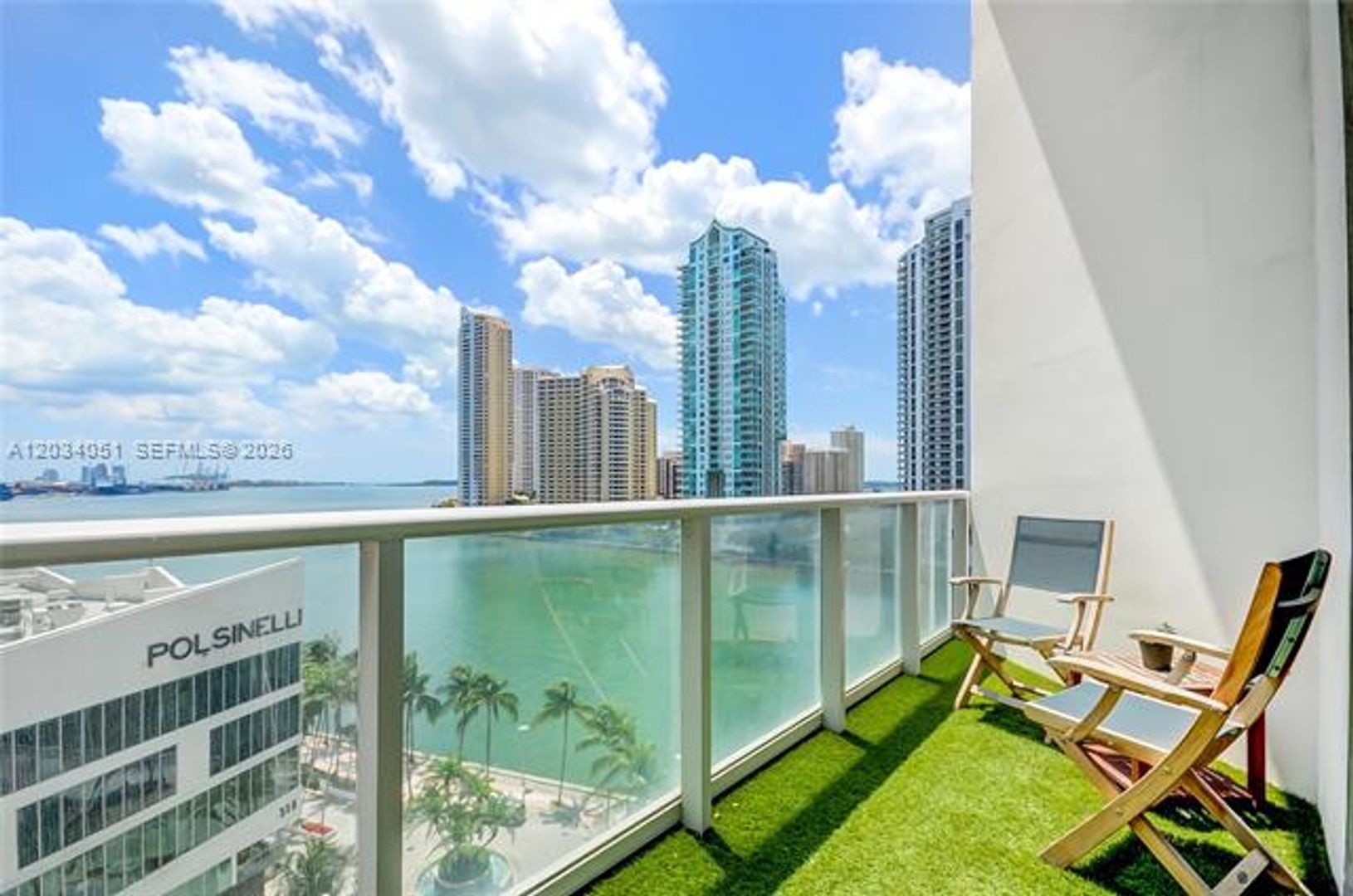 Miami Condo: 300 S Biscayne Blvd # L-1022