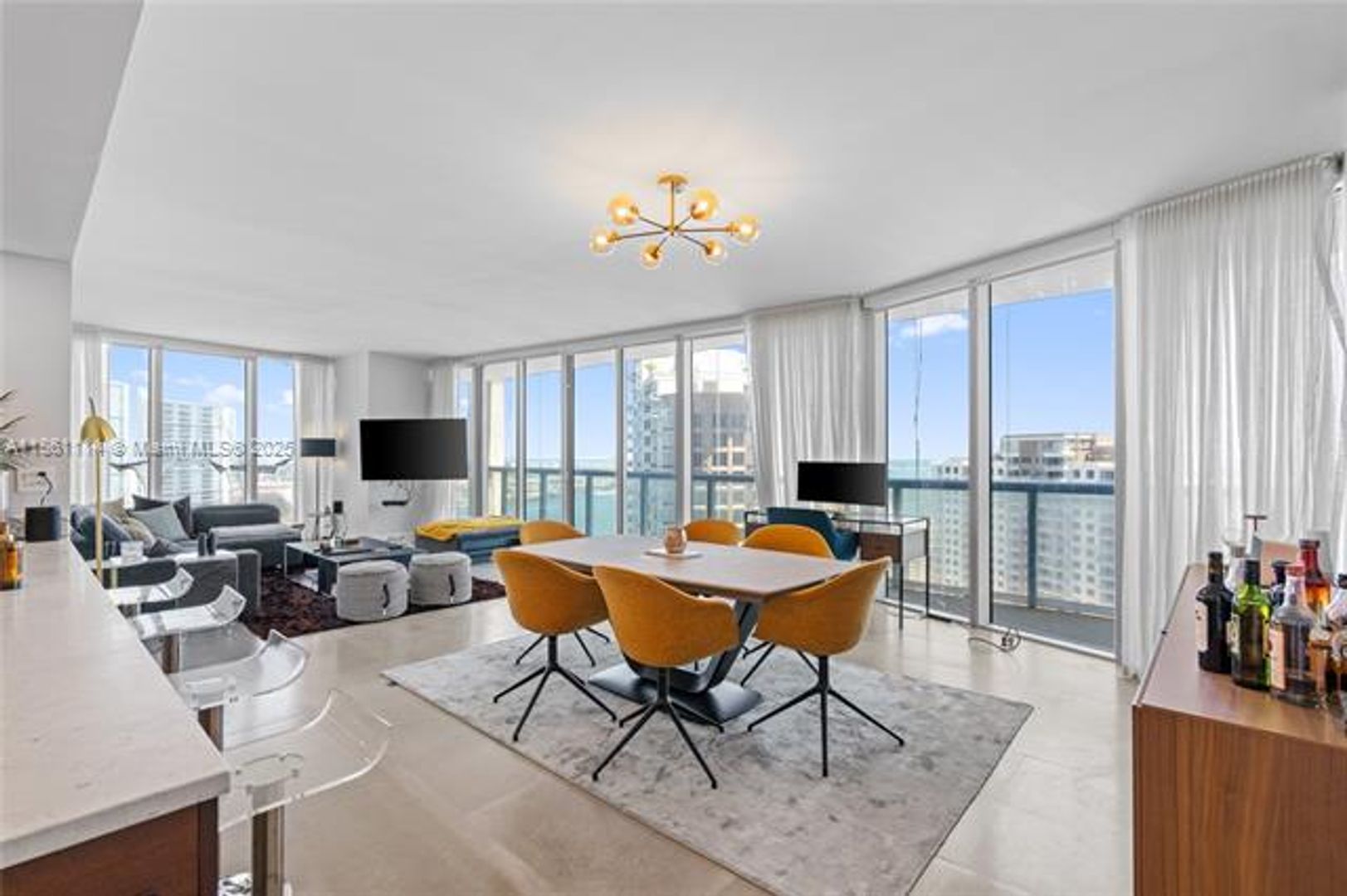 MIAMI Apartment: 465 Brickell Ave unit 3201