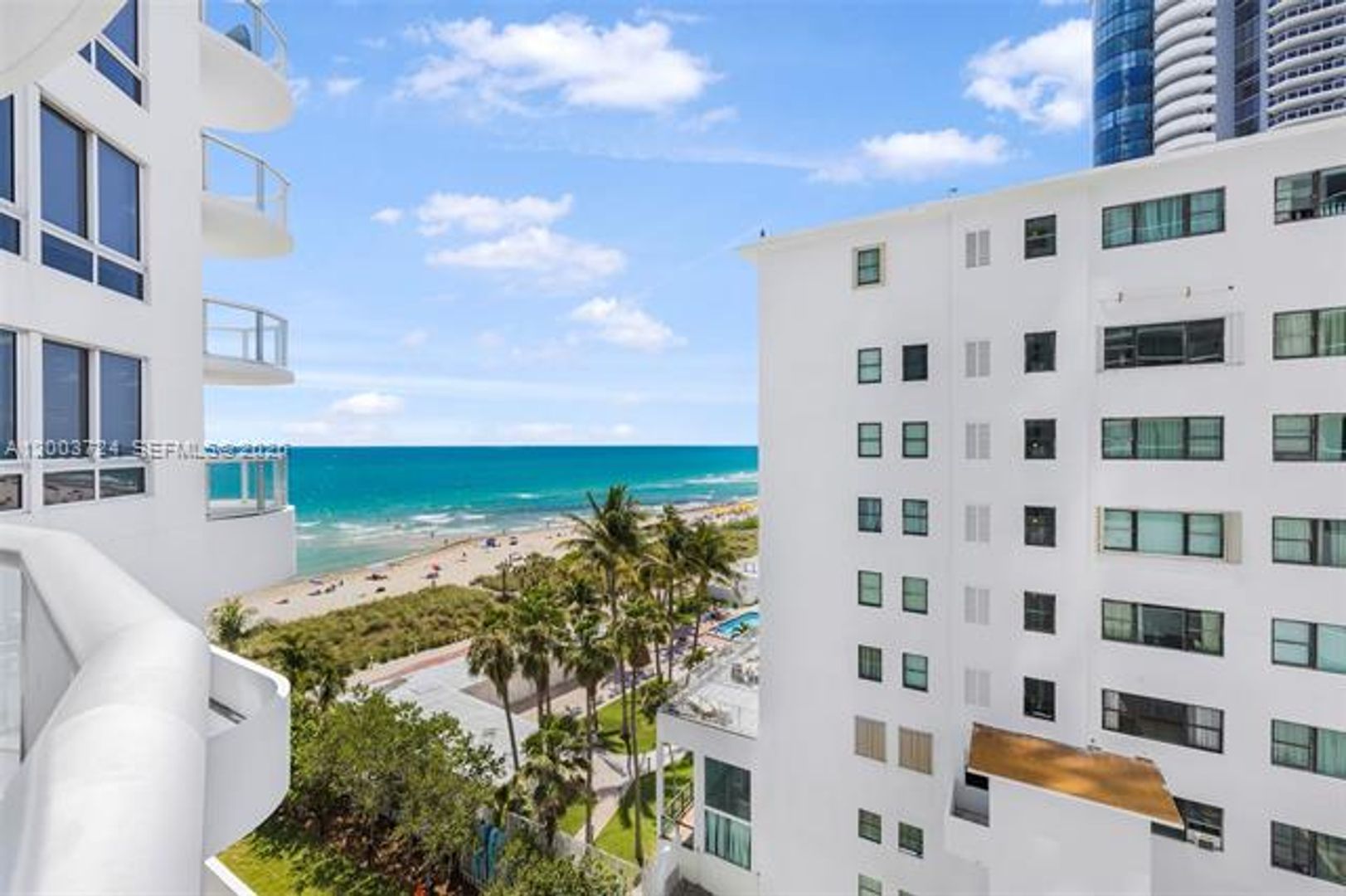 MIAMI BEACH Apartment: 6365 Collins Ave # 805