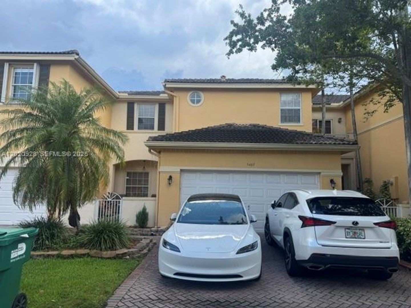 Doral Townhome: 5469 NW 113th Ct