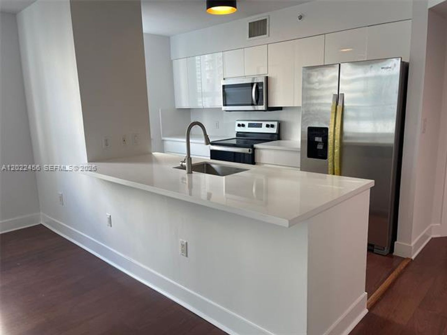 Miami Condo: 1155 Brickell Bay Dr # 1102