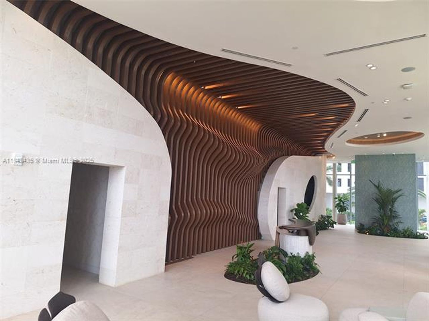 MIAMI Apartment: 700 NE 24 Street unit  4005