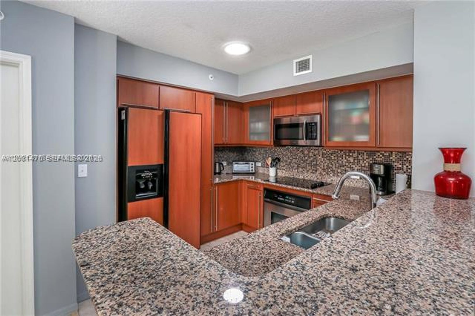 Hallandale Beach Condo: 2080 S Ocean Dr cu-309