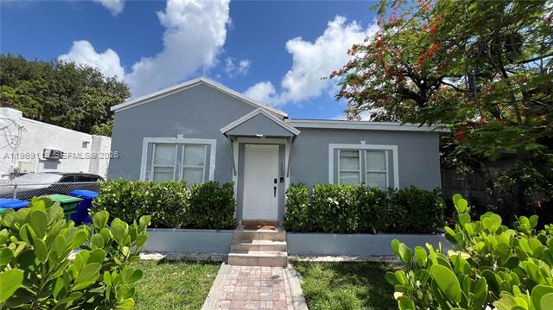 MIAMI House: 113 NW 35th St # 113