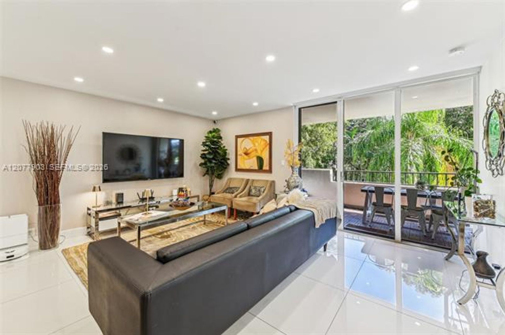 Key Biscayne House: 121 Crandon Blvd cu-251