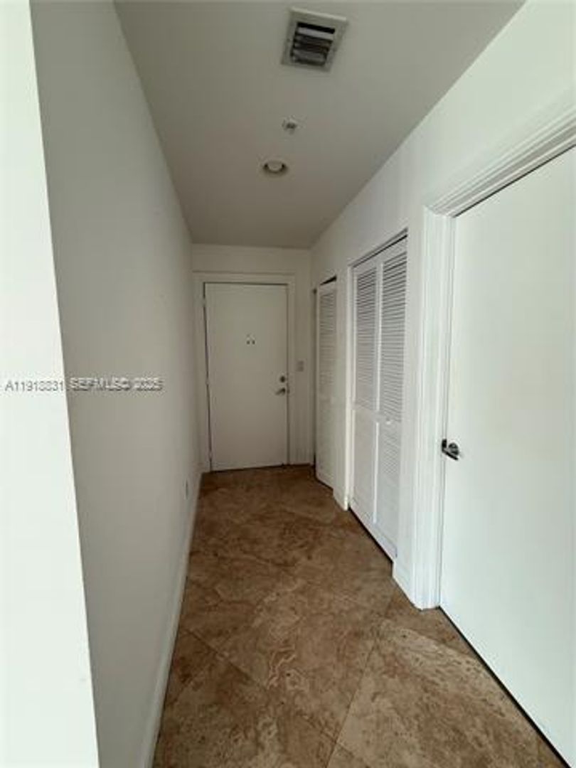 MIAMI Apartment: 133 NE 2nd Ave unit 2912