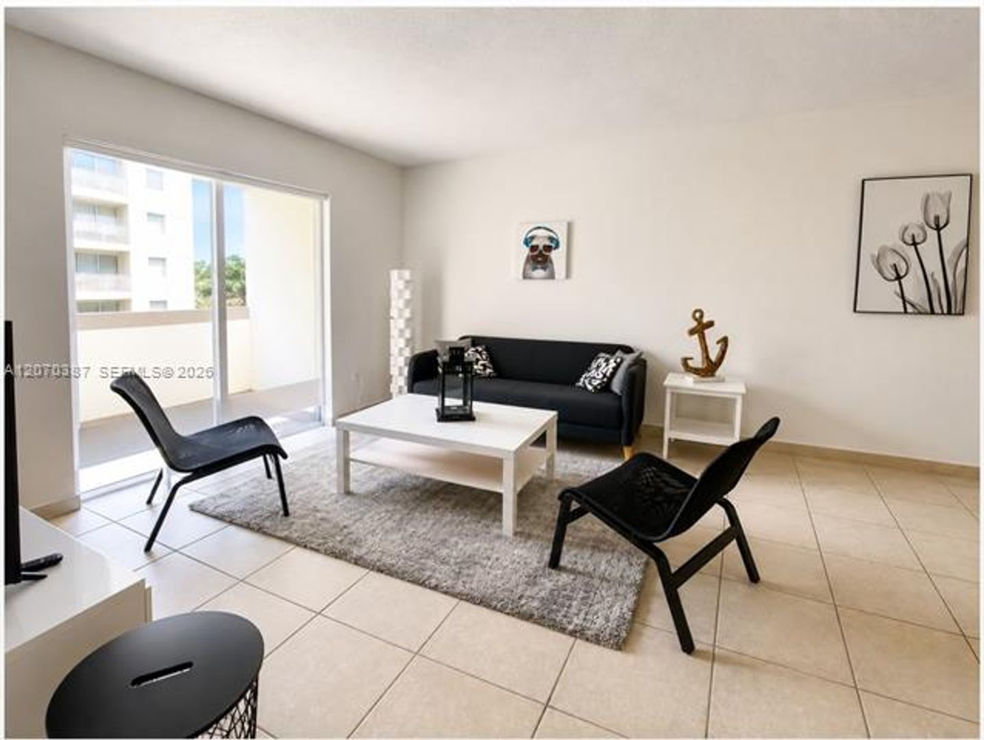 Miami Beach Condo: 1250 Lincoln Rd cu-401