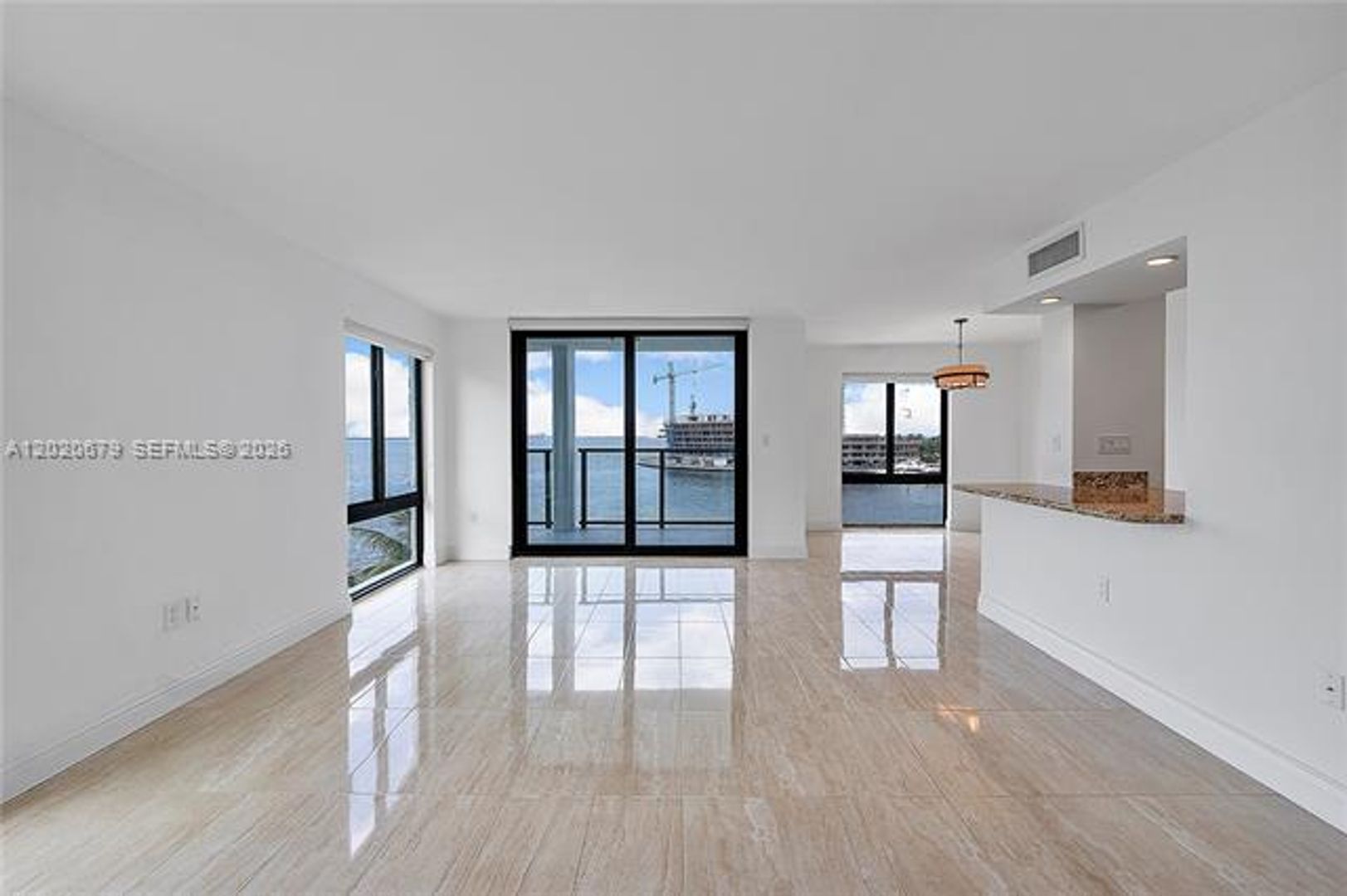 Miami Condo: 1600 S Bayshore Ln # 6A