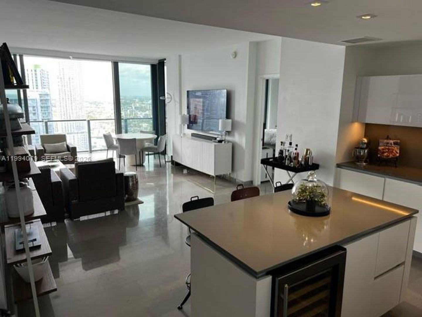 MIAMI Apartment: 68 SE 6th St # 3108