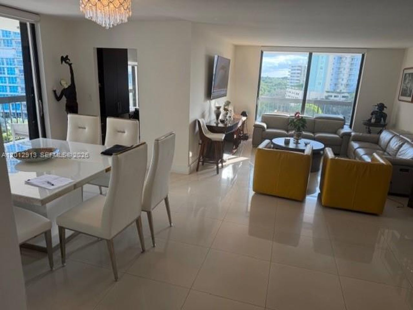 MIAMI Apartment: 2333 Brickell Ave # 812