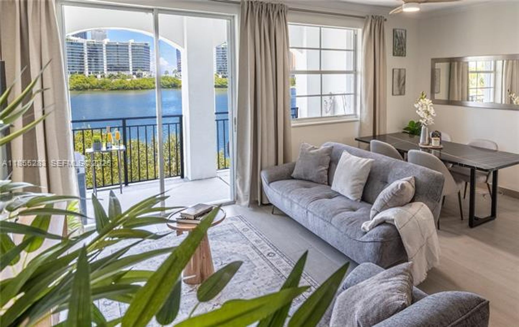 AVENTURA Apartment: 3255 NE 184th St # 12407