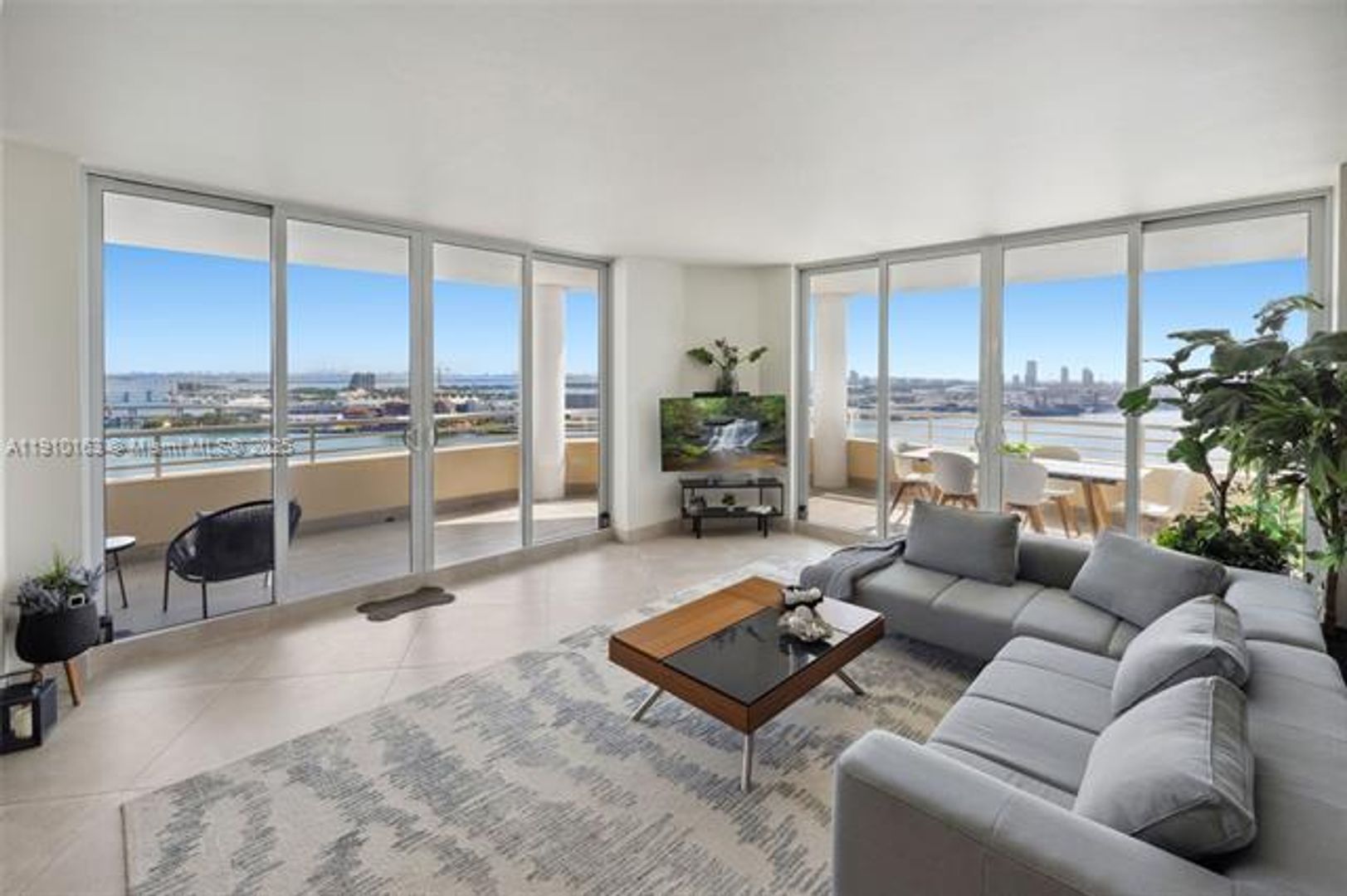 MIAMI Apartment: 808 Brickell Key Dr unit 2601