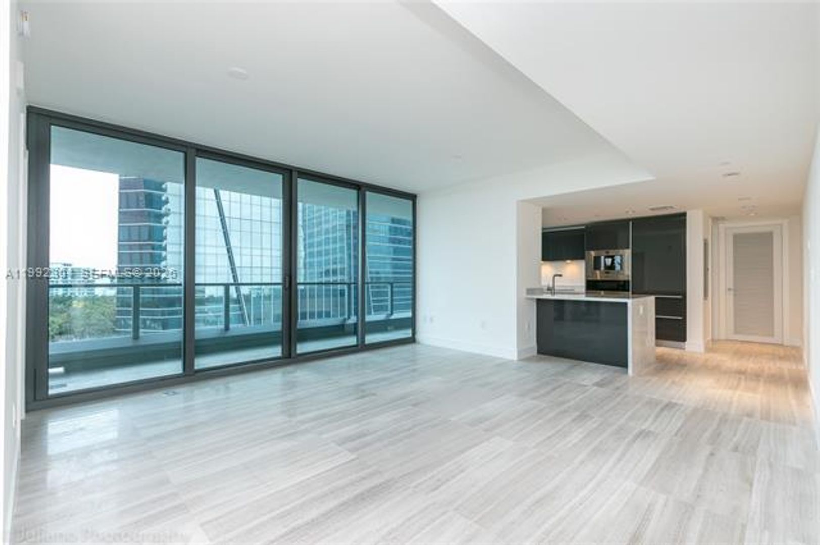 MIAMI Apartment: 1451 Brickell Ave # 905