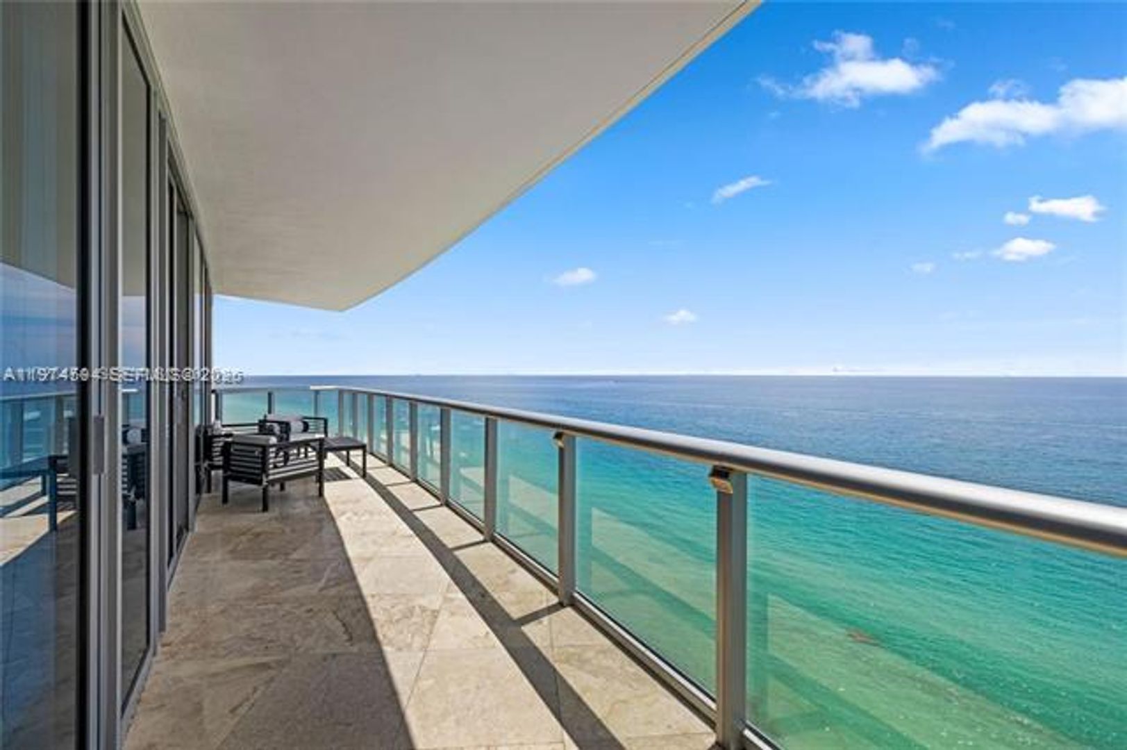 SUNNY ISLES BEACH Apartment: 17001 Collins Ave # 2807