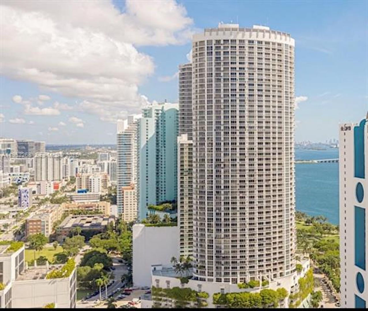 MIAMI Apartment: 1750 N Bayshore Dr unit 5401