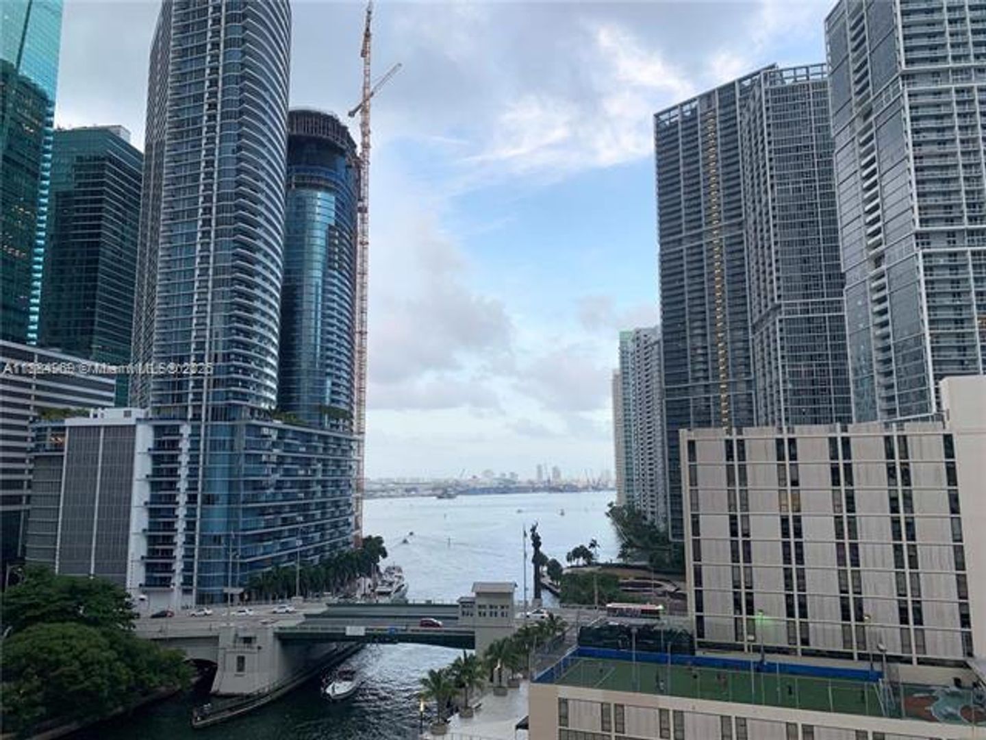 MIAMI Apartment: 31 SE 5th St unit 1510