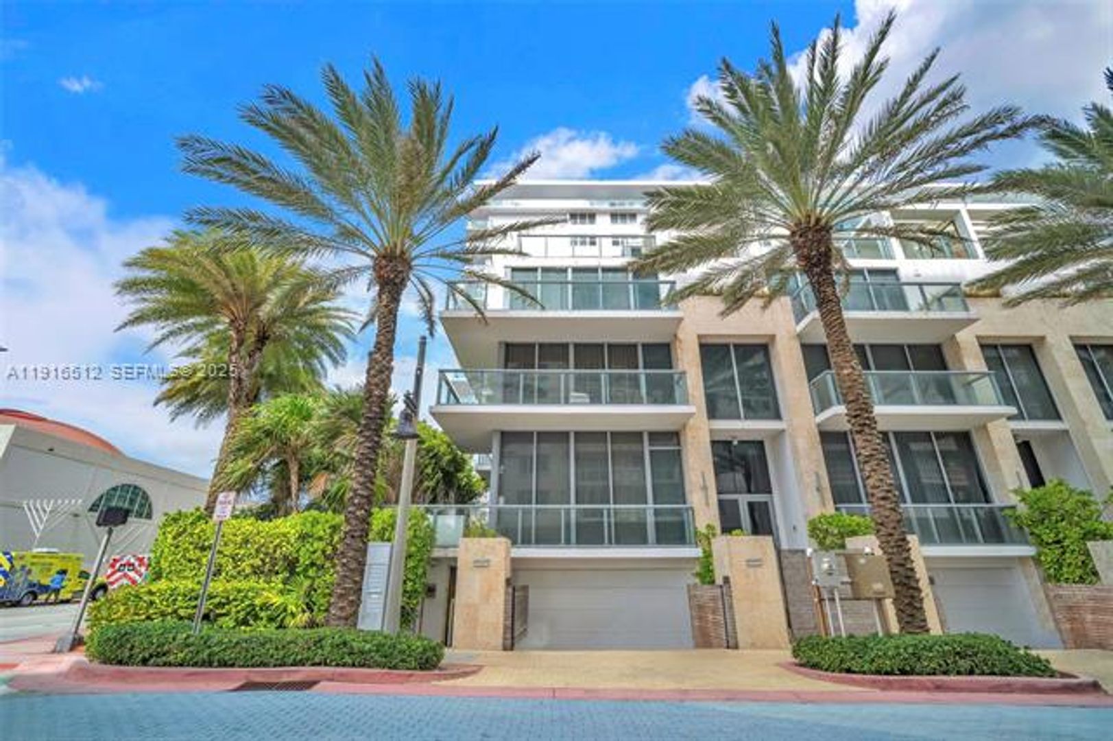 SURFSIDE Townhome: 9501 Collins Ave th 1