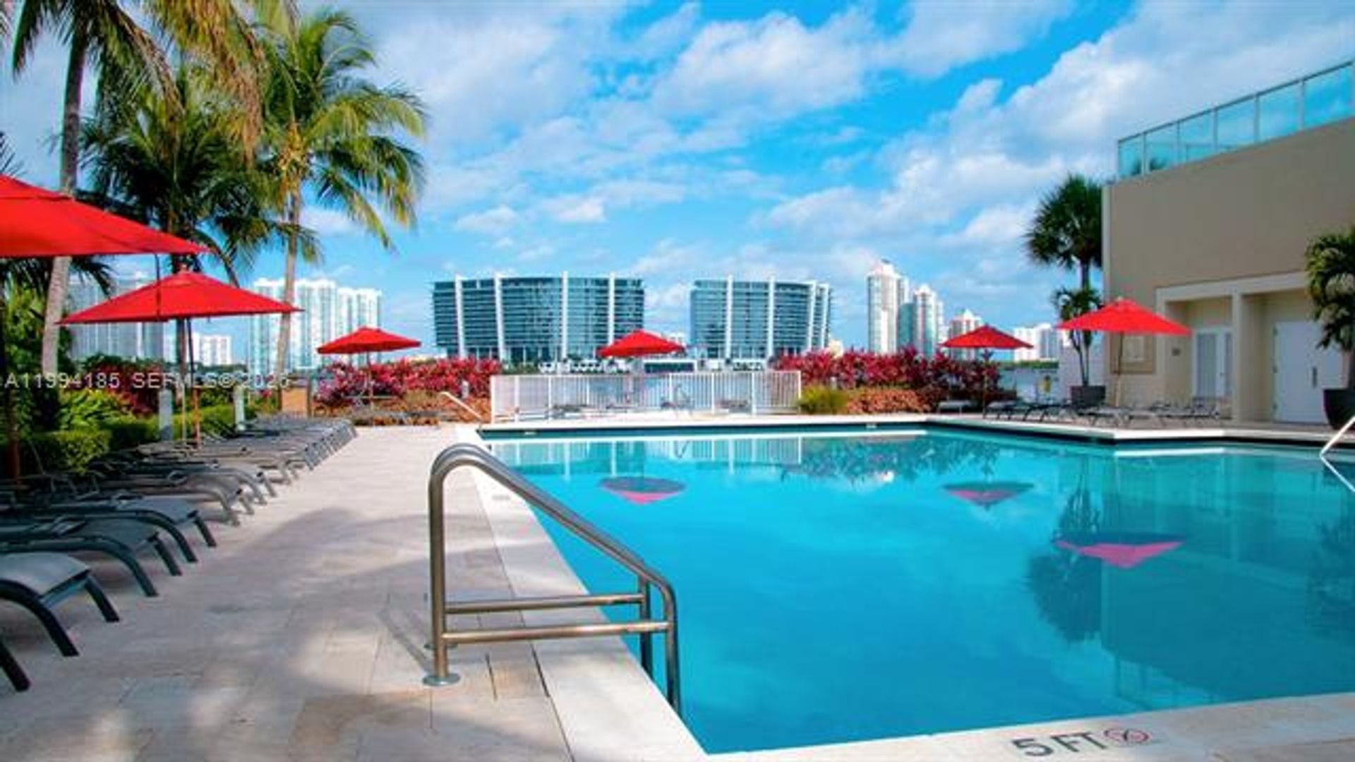 SUNNY ISLES BEACH Apartment: 18100 N Bay Rd # 509