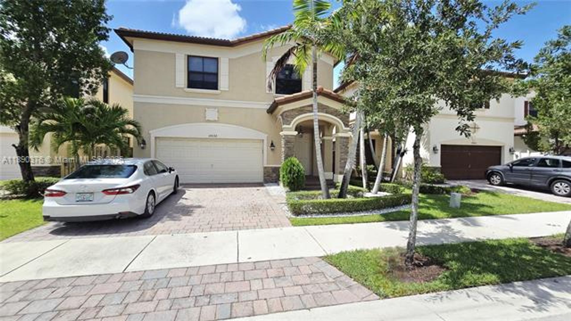 DORAL House: 10032 NW 87th Ter #0