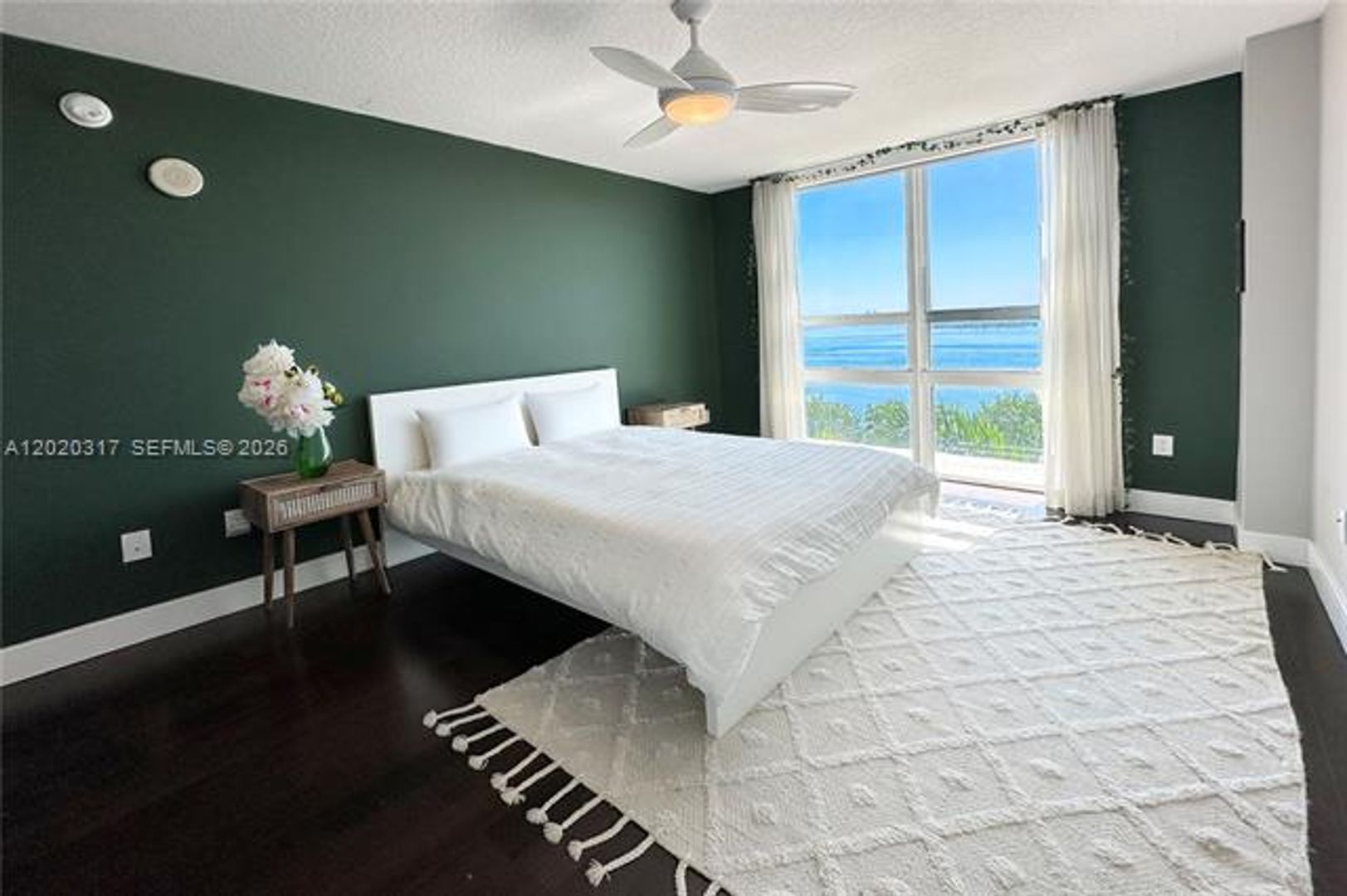 Miami Condo: 2000 N Bayshore Dr # 614