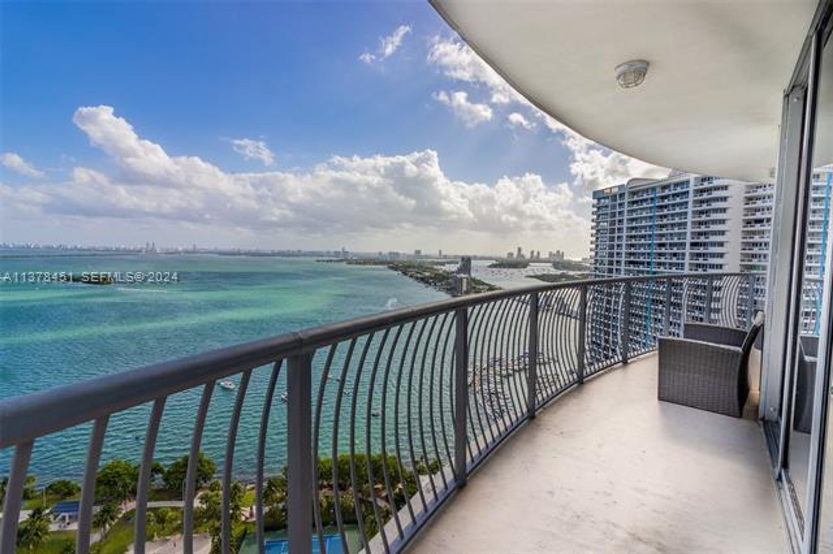 MIAMI Apartment: 1750 N Bayshore Dr unit 3201