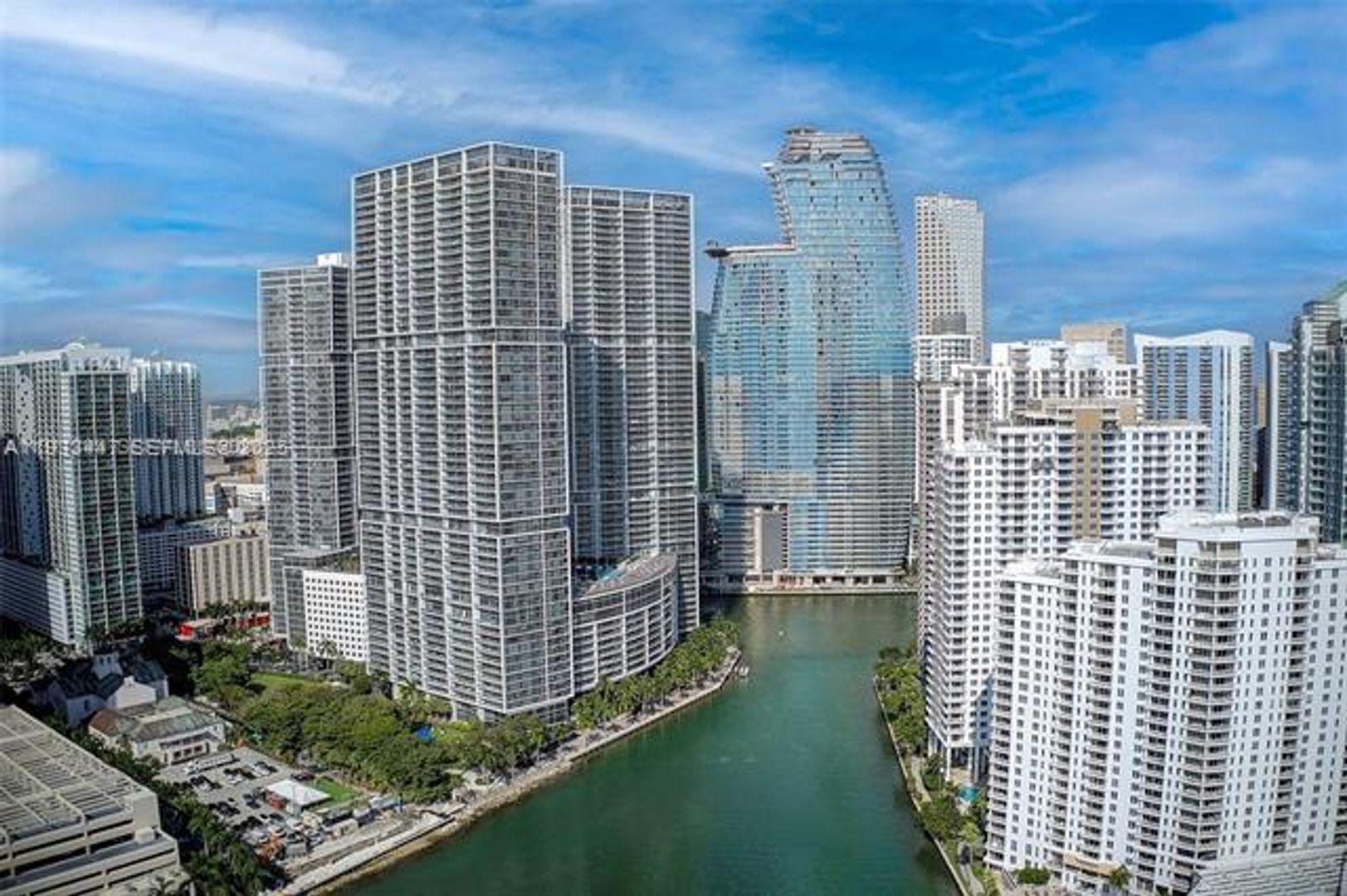 MIAMI Apartment: 495 Brickell Ave unit 2103