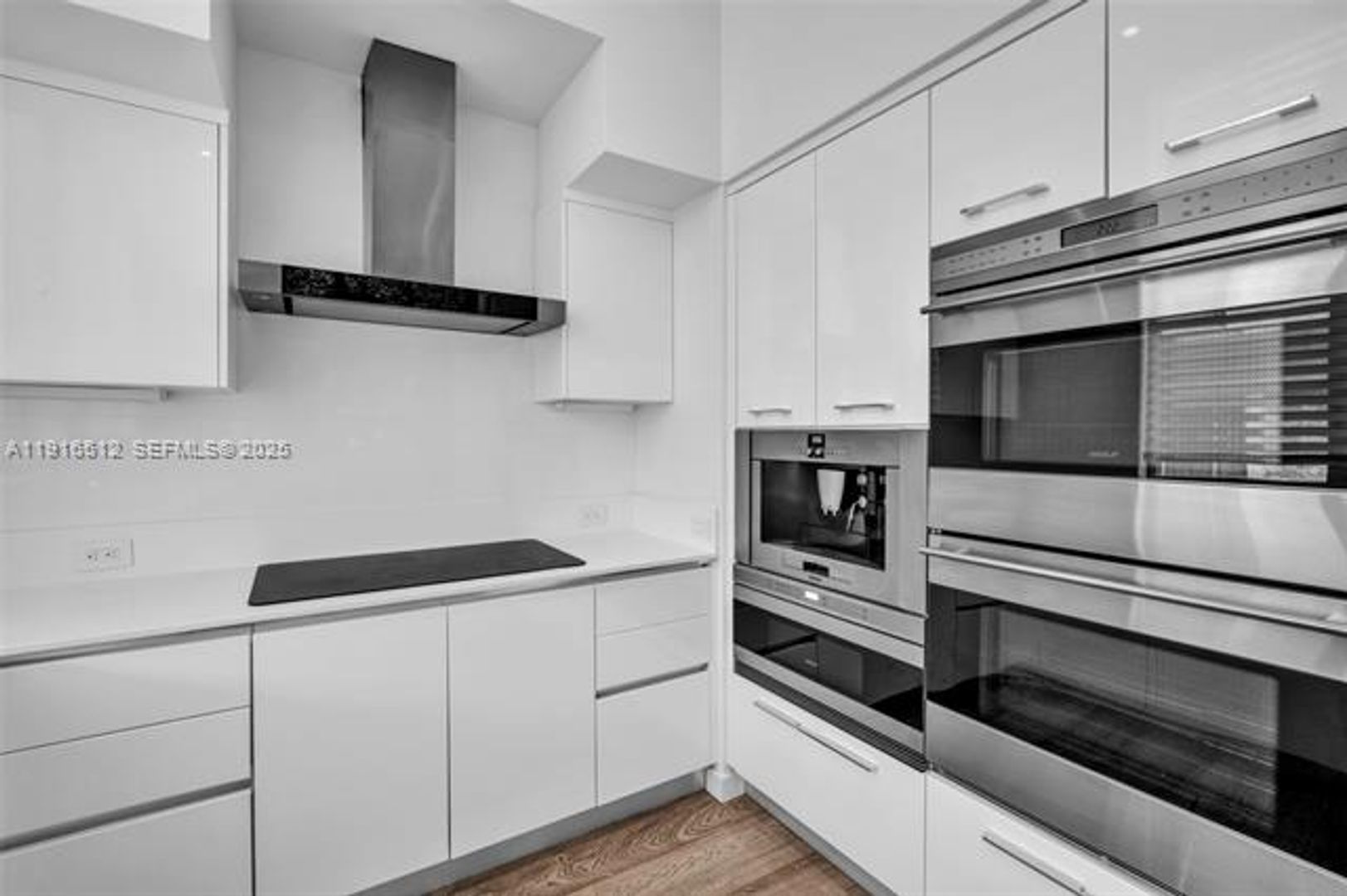 Surfside Townhome: 9501 Collins Ave th 1