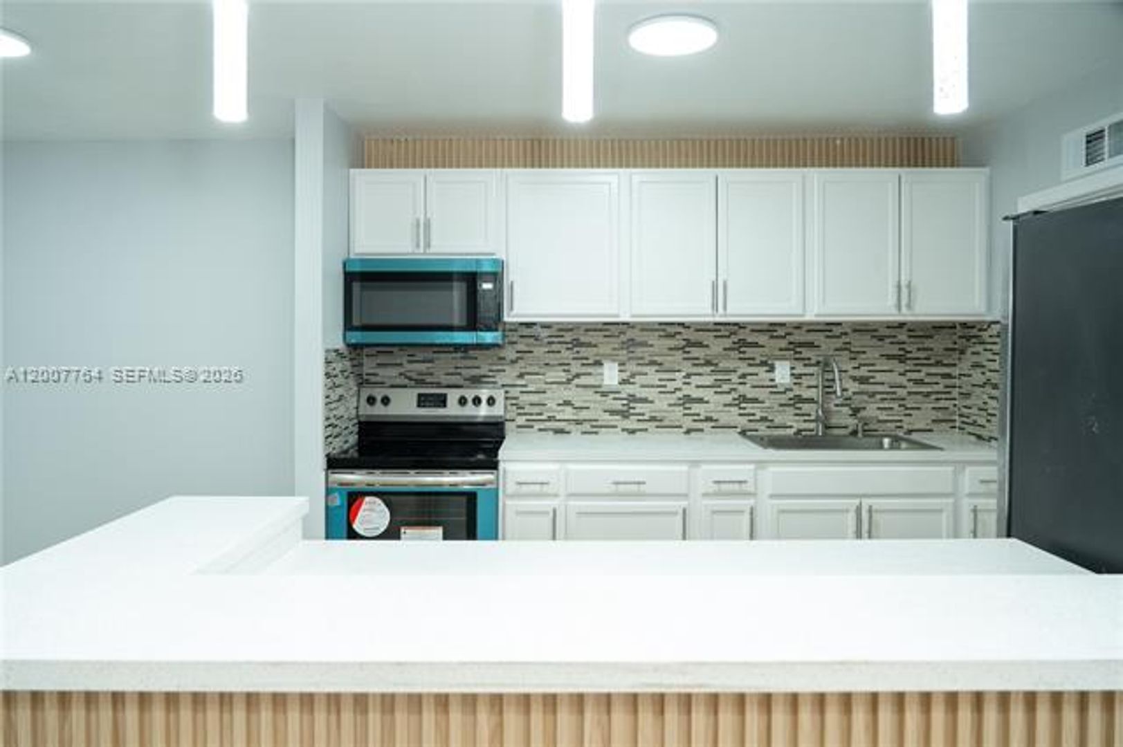 Miami Gardens House: 4000 NW 195th St # 4000