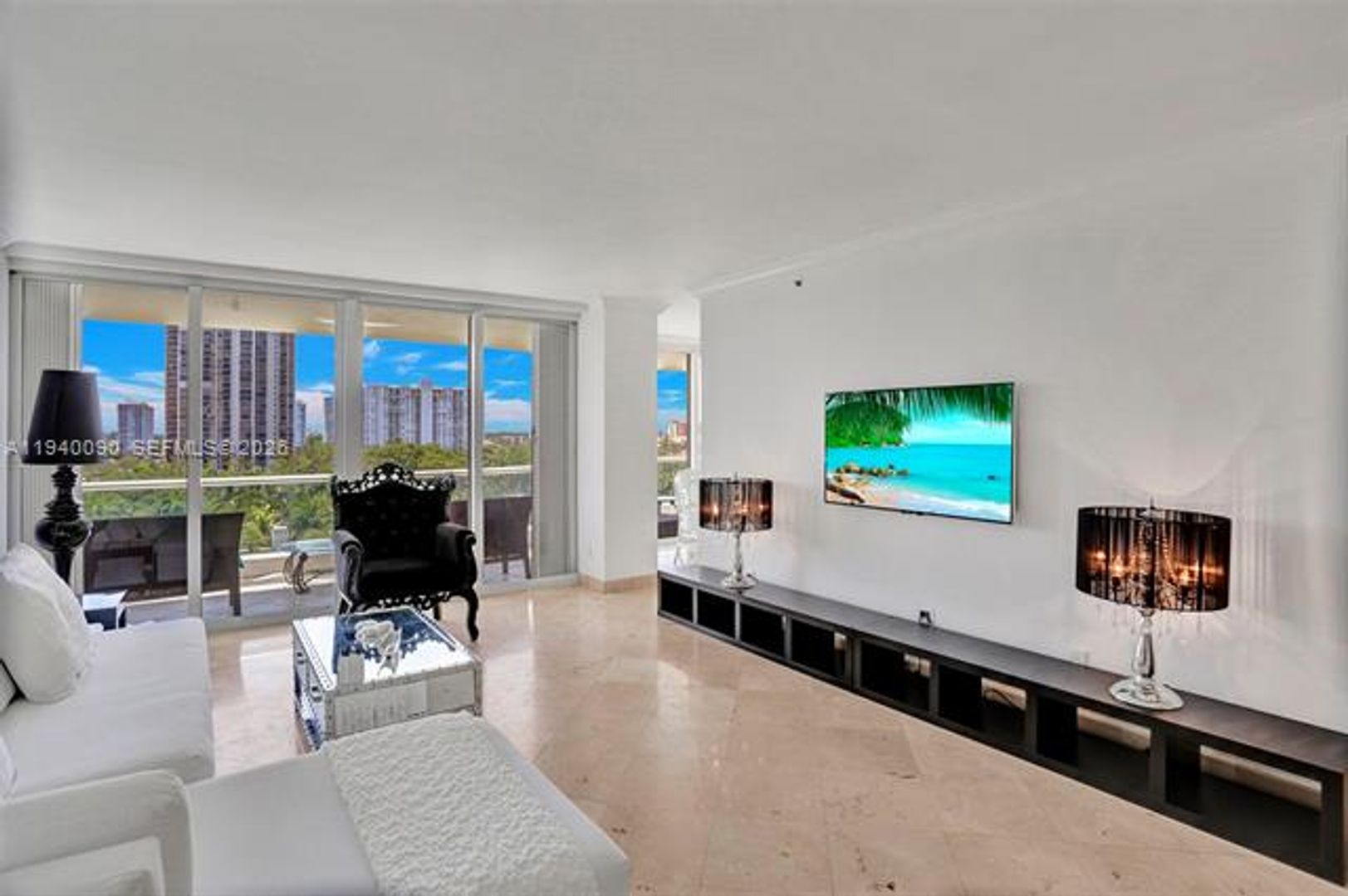 AVENTURA Apartment: 7000 Island Blvd unit 808