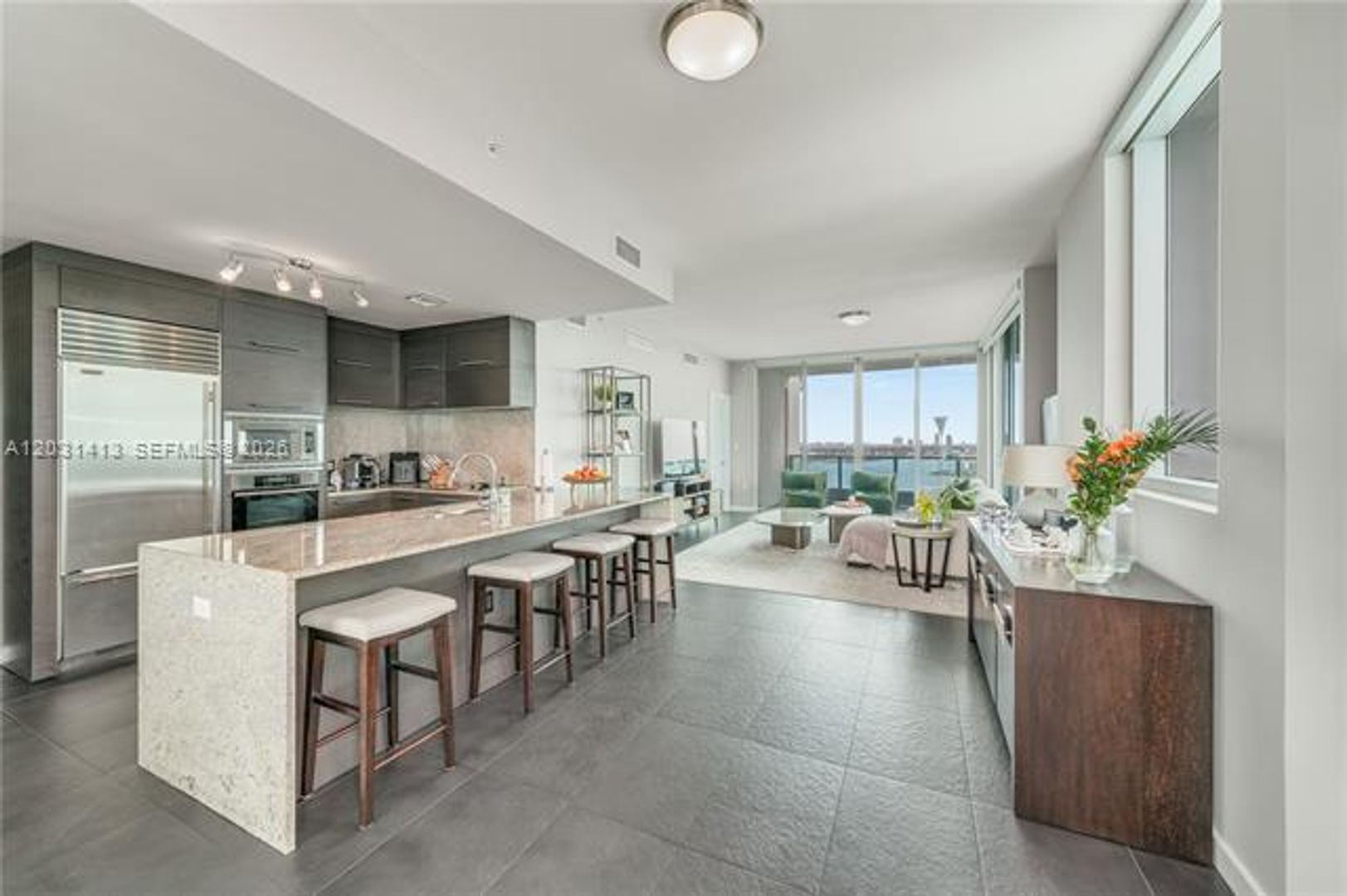 Miami Condo: 900 Biscayne Blvd # 2101