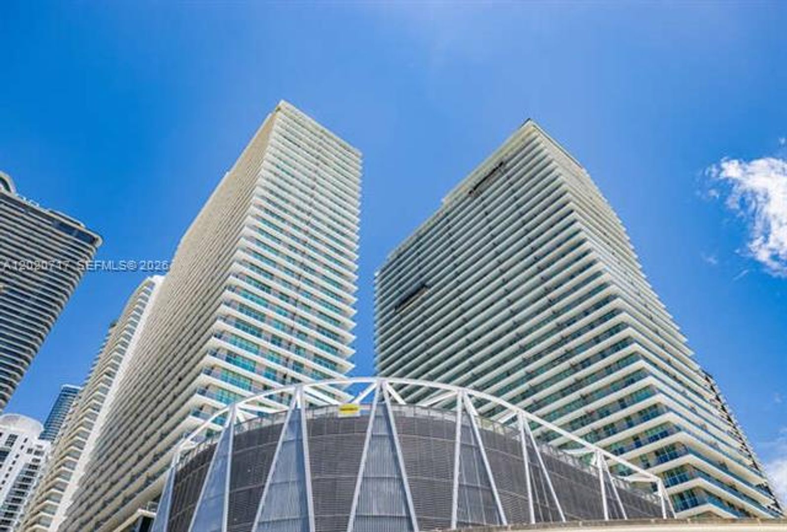 Miami Condo: 1111 SW 1st Ave # 2723-N