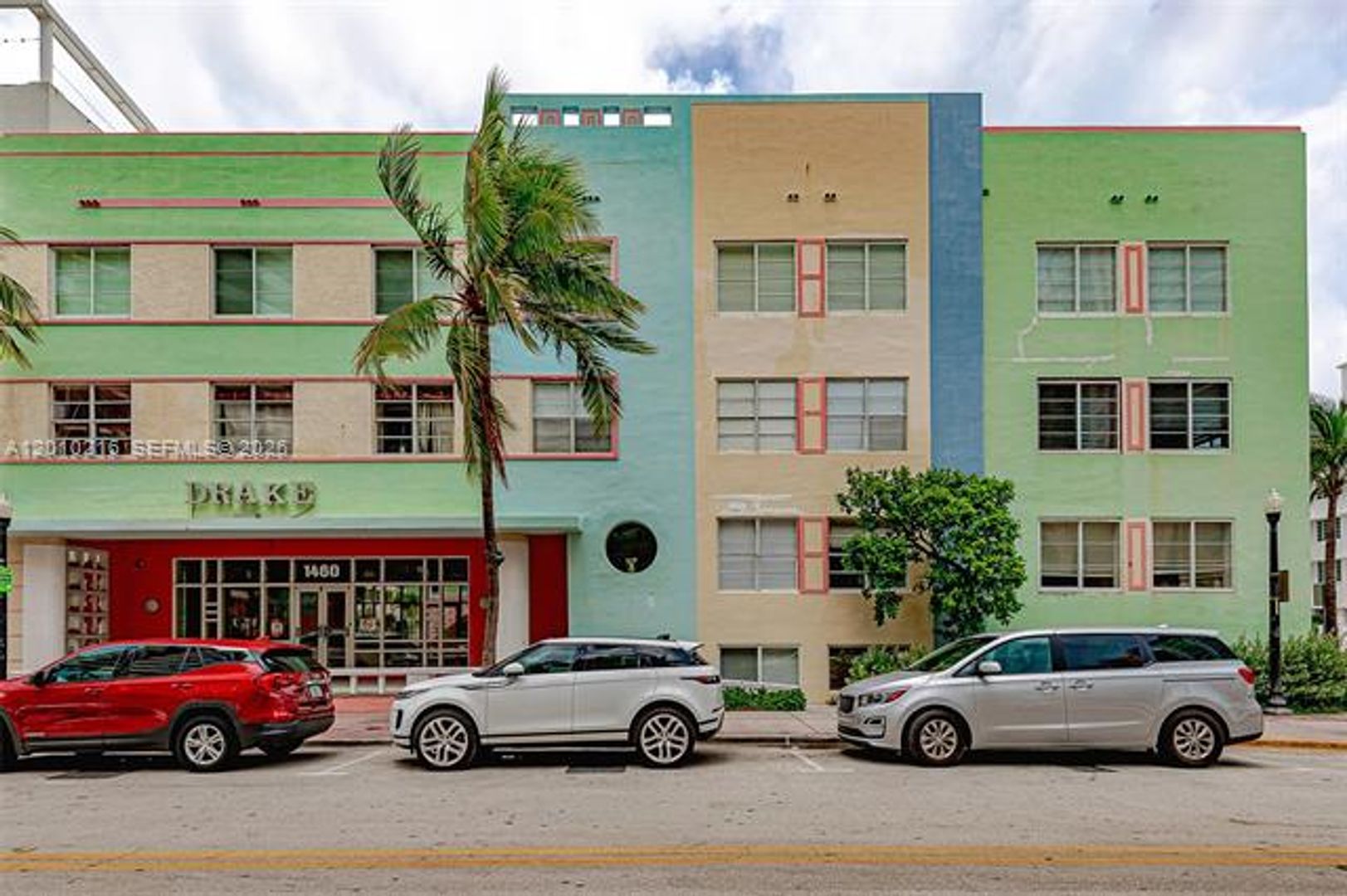 MIAMI BEACH Apartment: 1460 Ocean Dr # 307