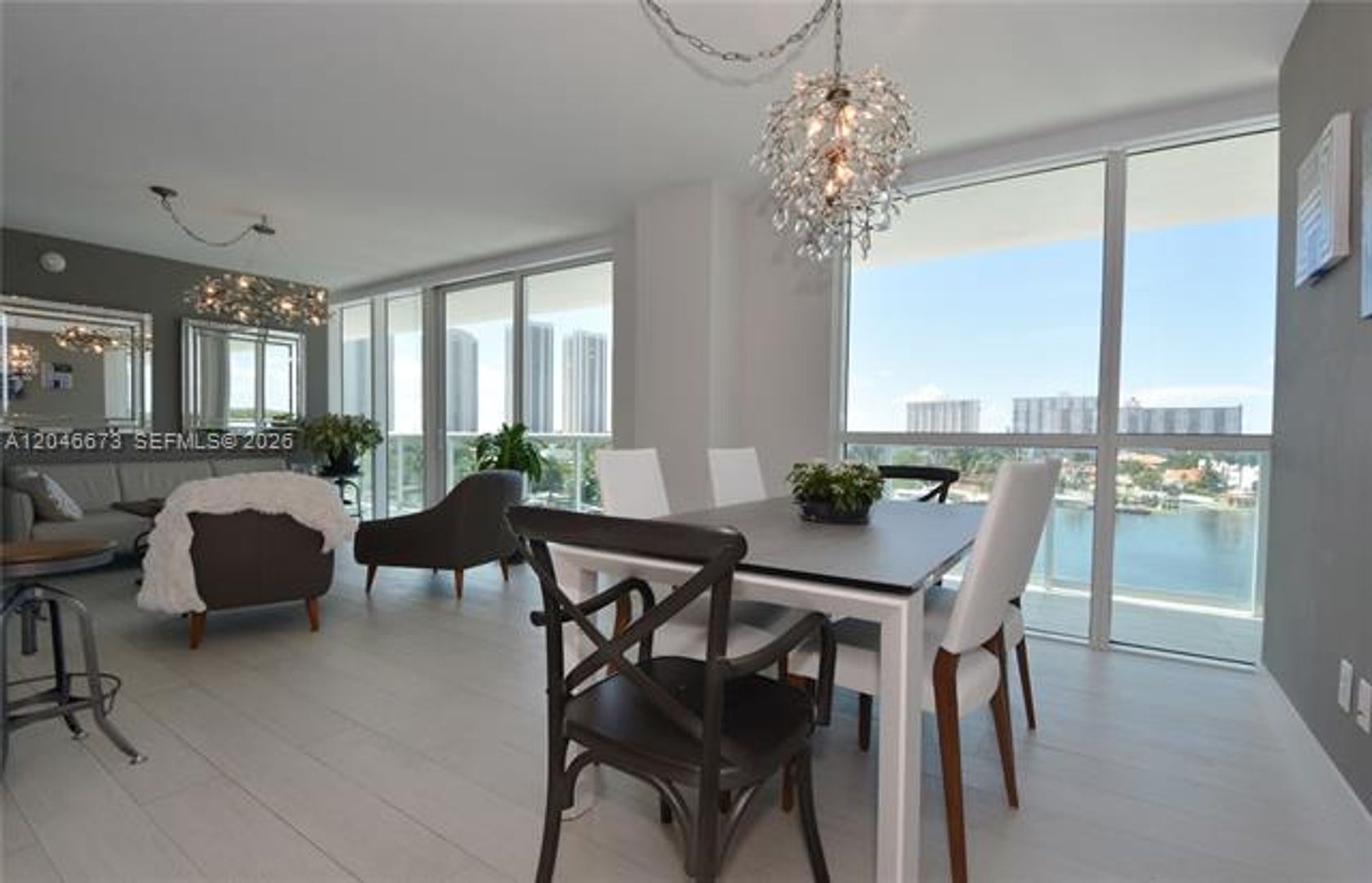 Sunny Isles Beach Condo: 400 Sunny Isles Blvd cu-521