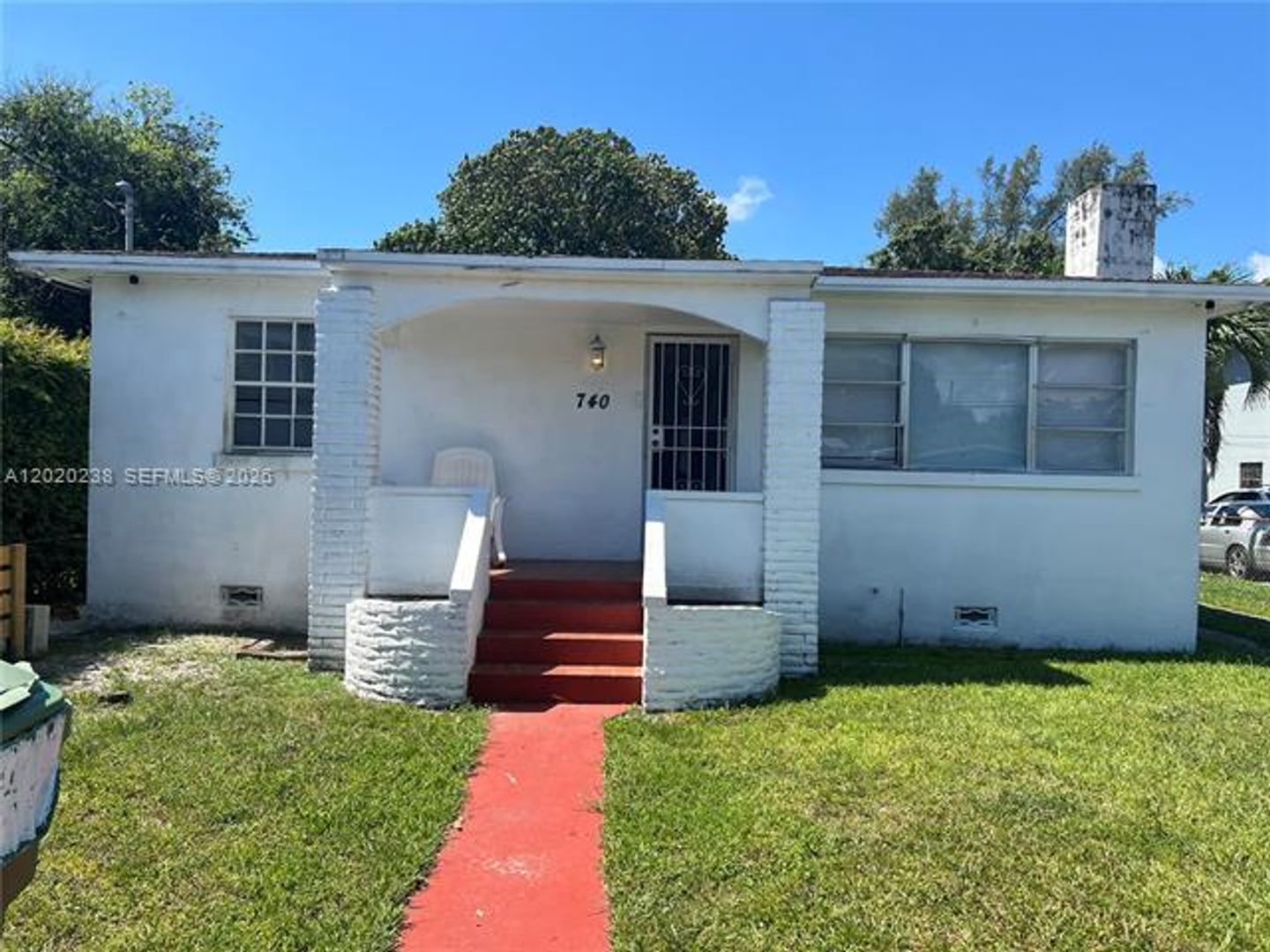 Miami House: 740 NW 31st St # 1