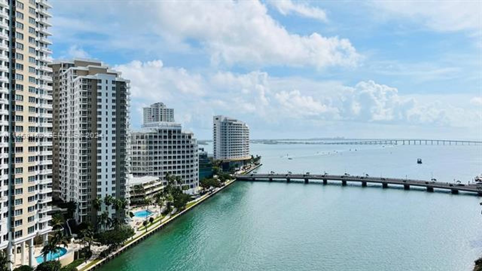 Miami Condo: 495 Brickell Ave # 4902