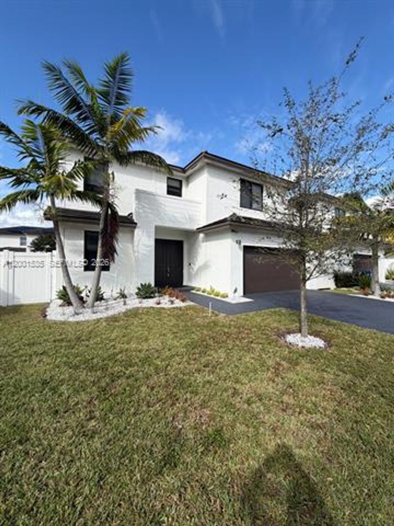 HOMESTEAD House: 23520 SW 107th Ct