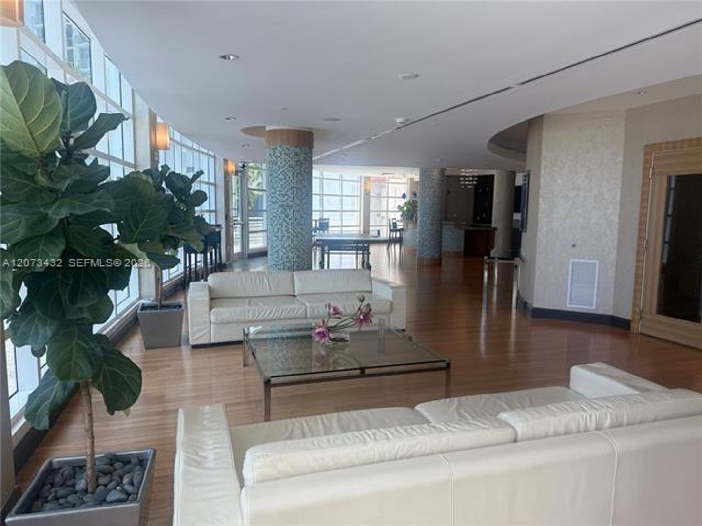 Miami Condo: 253 NE 2nd St cu-4607