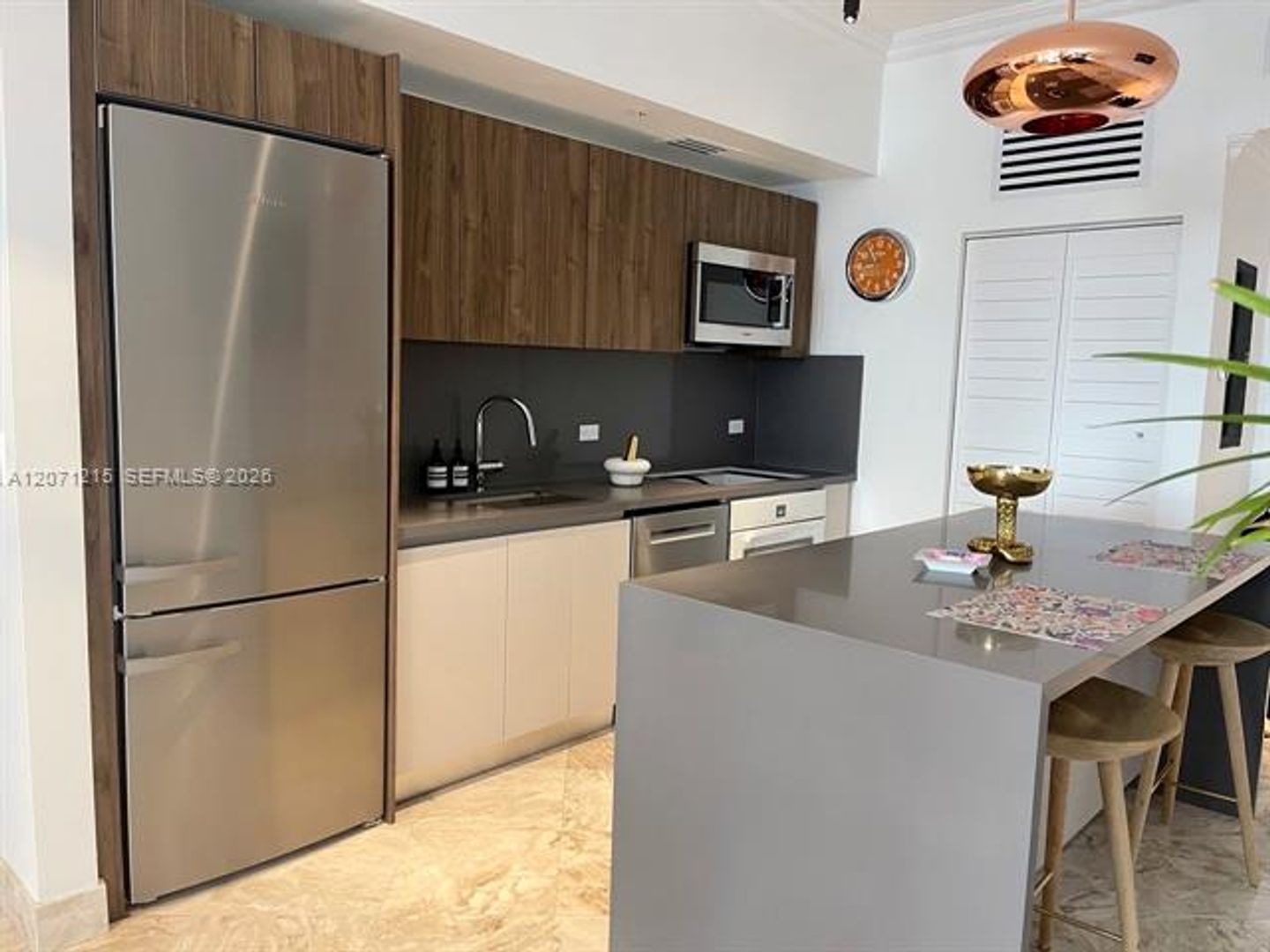 Miami Condo: 3470 E Coast Ave cu-H0806