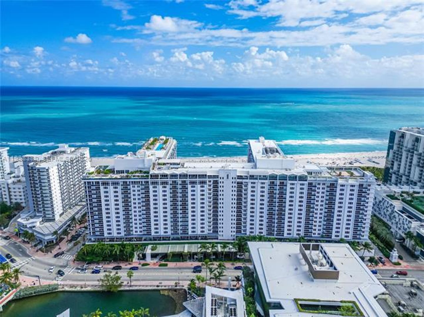 MIAMI BEACH Apartment: 2301 Collins Ave appt 1425