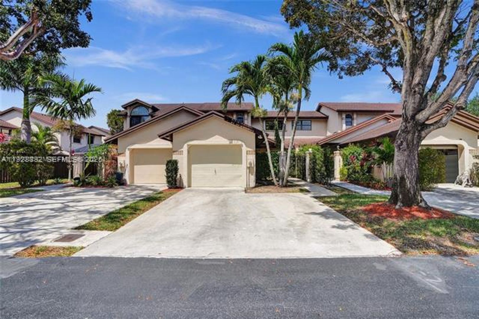 MIAMI Townhome: 13705 SW 101st Ter TH 13705