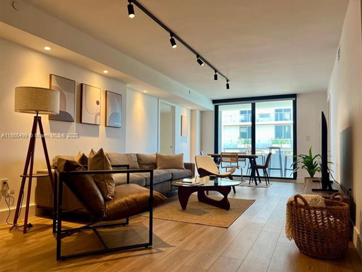 MIAMI BEACH Apartment: 6820 Indian Creek Dr unit 5C