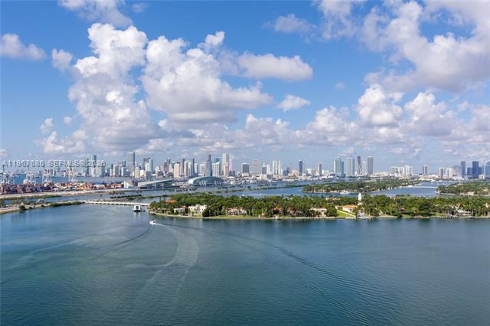 MIAMI BEACH Apartment: 540 West Ave # 2311