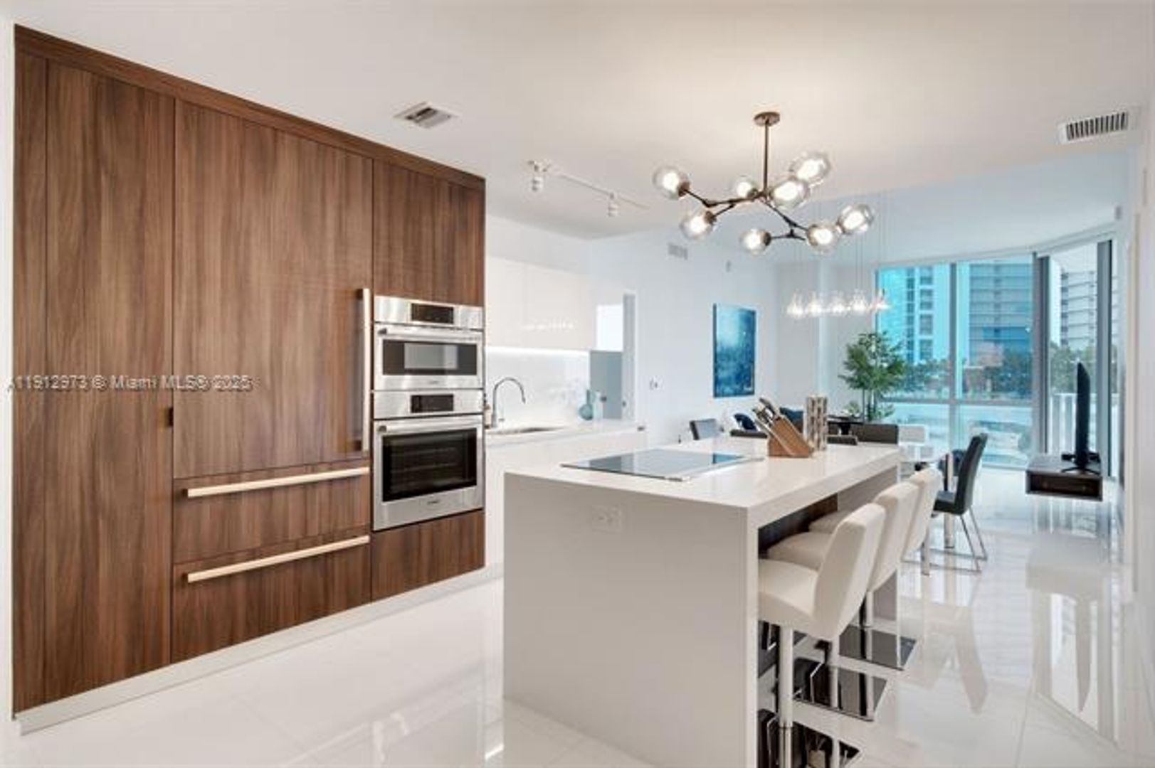 MIAMI Apartment: 851 NE 1st Ave unit 1107